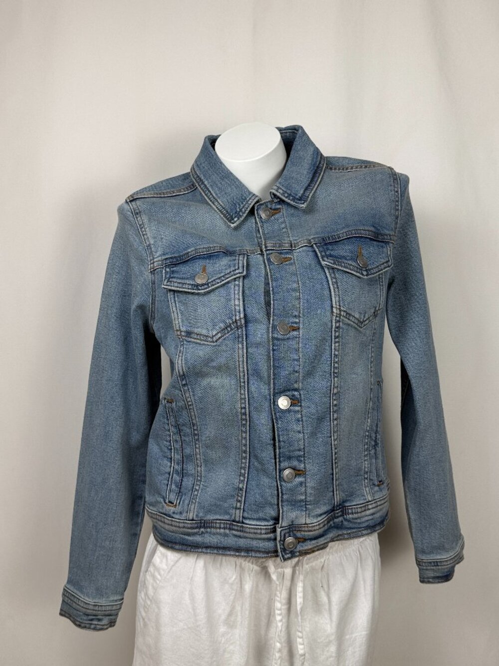 iyla Womens Medium Wash Stretch Denim Jean Jacket Button Front Blue M